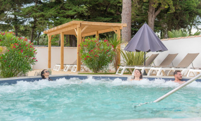 Hotel whirlpool basin Île de Ré