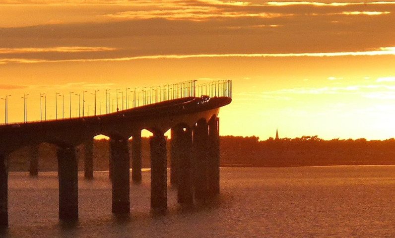 Puente de la Isla de Ré