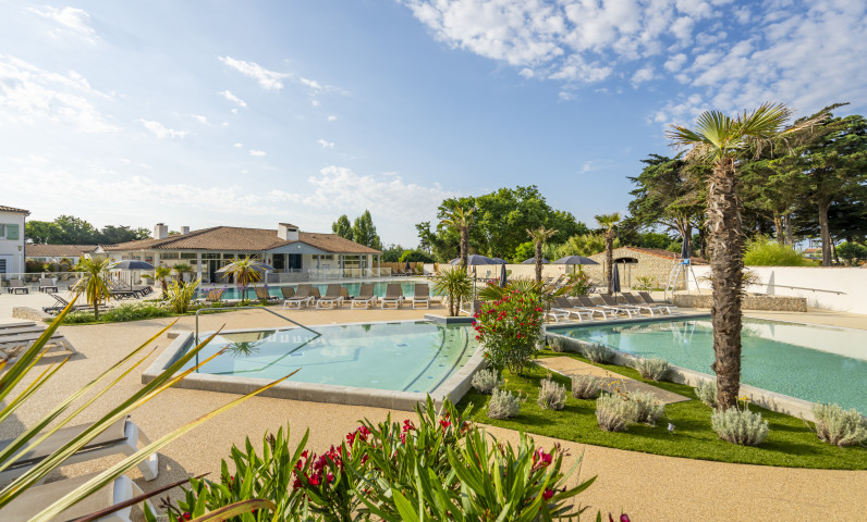 Piscine Grenettes bassin de nage