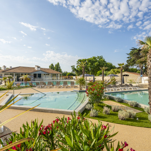 Piscine Grenettes bassin de nage
